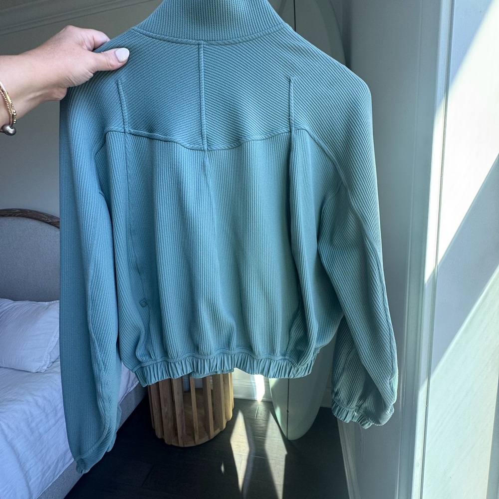 Lululemon Ribbed Textured Jacket - Picture 2 of 2